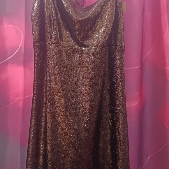 Perfect Evening dress. Perfect for fall or winter. - Picture 5 of 7